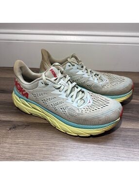 Hoka running shoes women’s size 8